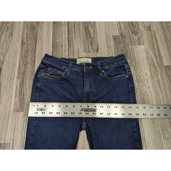 Free People Womens Size 26 R Pockets Distressed Skinny Denim Blue Jeans - Picture 10 of 13